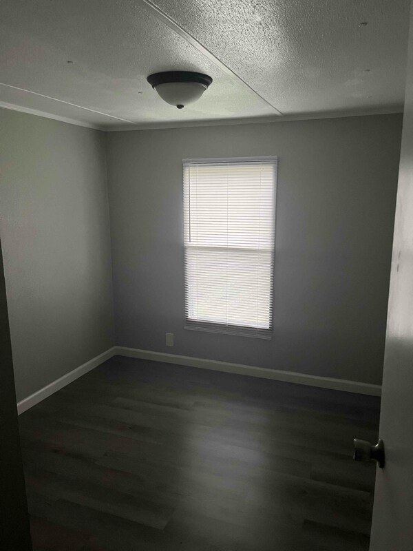 Foto del edificio - 302 Cottonwood Ln