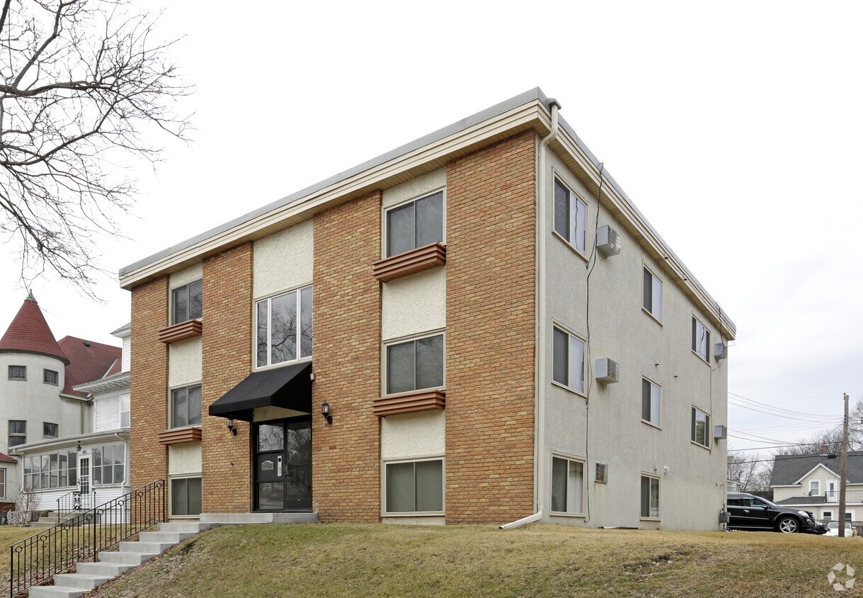 Foto principal - 2536 Colfax Ave S