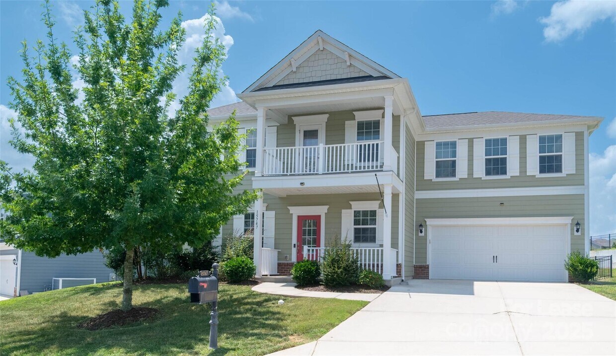 Foto principal - 15747 Reynolds Dr