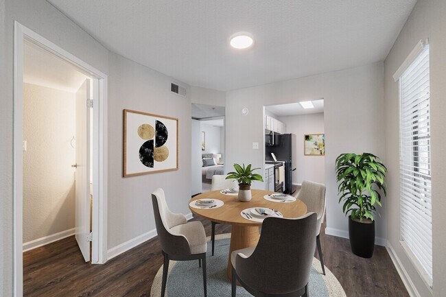 Foto del edificio - Move-In Special: 2 Bed with Up to $750 Off First Rent!