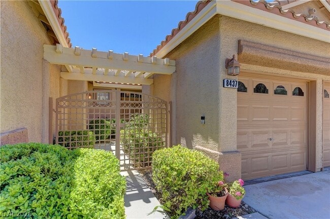 Foto del edificio - 8437 Willowleaf Ct