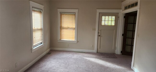 Building Photo - 8161 Orchard St