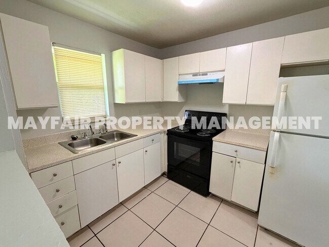 Foto del edificio - 4160 NW 21st St