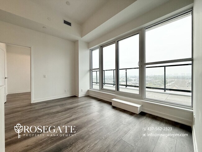 Building Photo - Spacious 3-Bedroom Condo in Scarborough with 2 Bathrooms, Parking & Internet Included