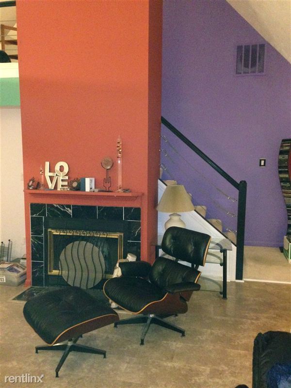 Foto del edificio - 7491 N Shadeland Ave