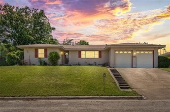 Building Photo - 4817 Trena St