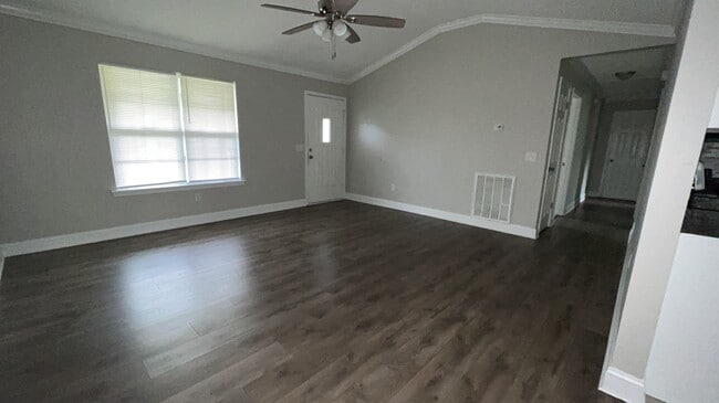 Foto del edificio - 1019 Barley Dr