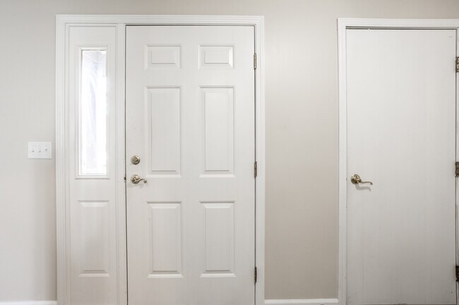 Foto del edificio - 6130 Bethesda Way