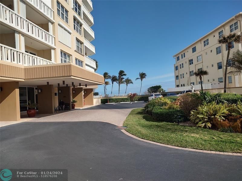 Primary Photo - 1012 N Ocean Blvd