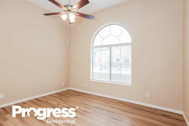 Foto del edificio - 3706 W Mccauley Ct