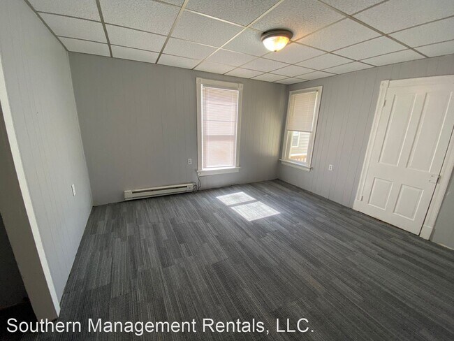 Building Photo - 2 br, 1 bath House - 216 N Franklin St Front