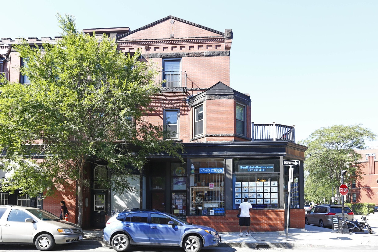 Building Photo - 56 Gainsborough St