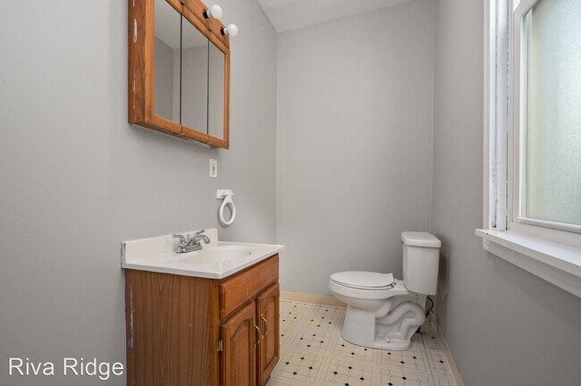 Building Photo - 3 br, 1.5 bath House - 362 Republic St