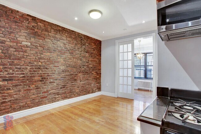Foto del edificio - 432 E 13th St