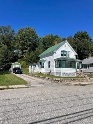 Building Photo - 265 Norway St