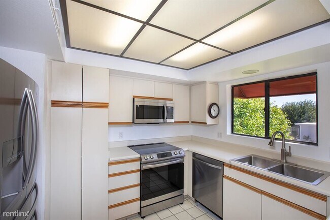 Foto del edificio - 2 br, 2 bath House - 255 E Avenida Granada...
