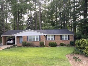 Building Photo - 205 Old Church Ct