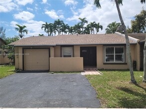 Building Photo - 9340 E Daffodil Ln