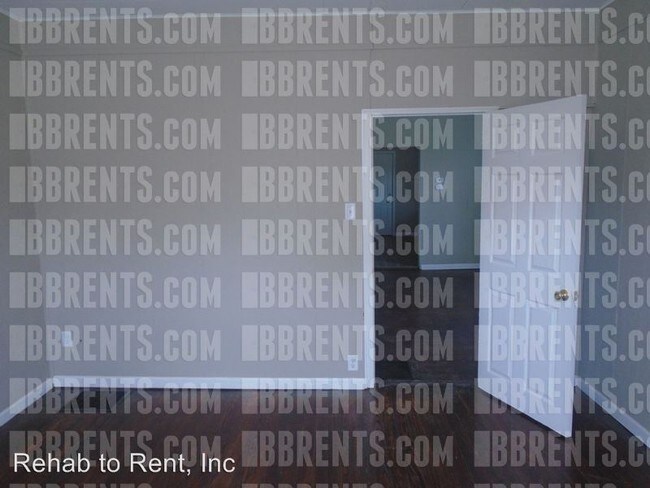 Foto del edificio - 4 br, 2 bath House - 1705 Parrish Avenue,