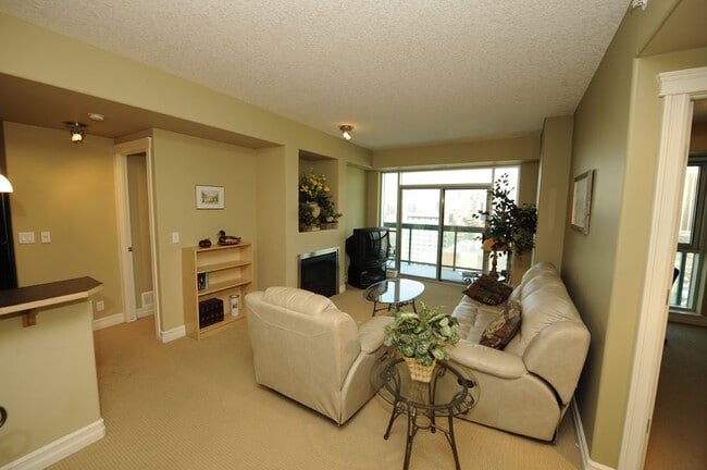 Building Photo - 836-1915 15 Ave SW