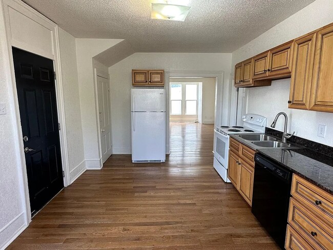 Foto del edificio - 404 S Marion St