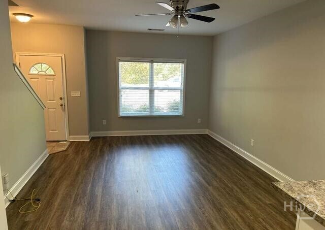 Foto del edificio - 1021 Binghampton Cir