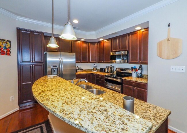 Foto del edificio - 1319 Cheswick Ln
