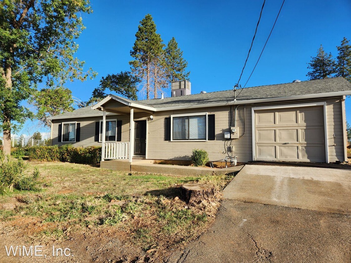 Primary Photo - 3 br, 1.5 bath House - 6383 Harvey Road