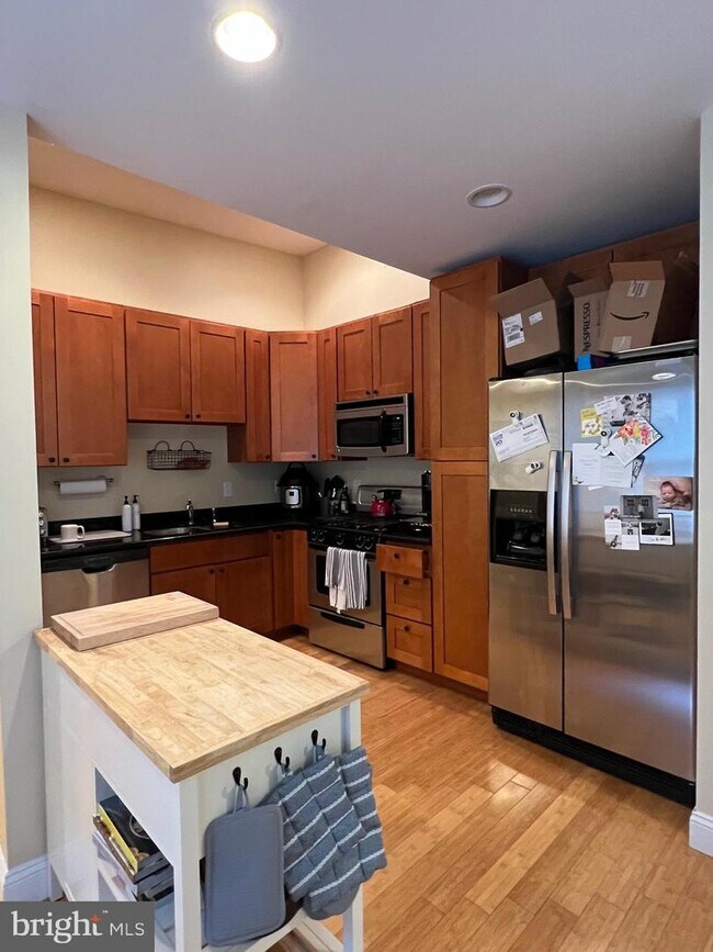 Foto del edificio - 563 N 20th St