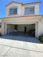 Building Photo - 2225 Warm Walnut Dr