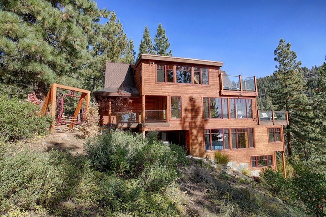Building Photo - 4 br, 4.5 bath House - 576 Poco Ct.