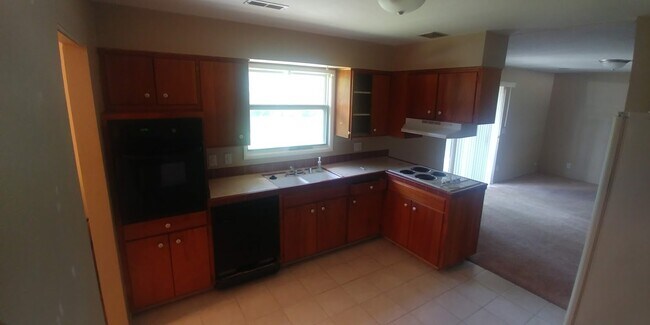 Foto del edificio - 1802 W 21st St