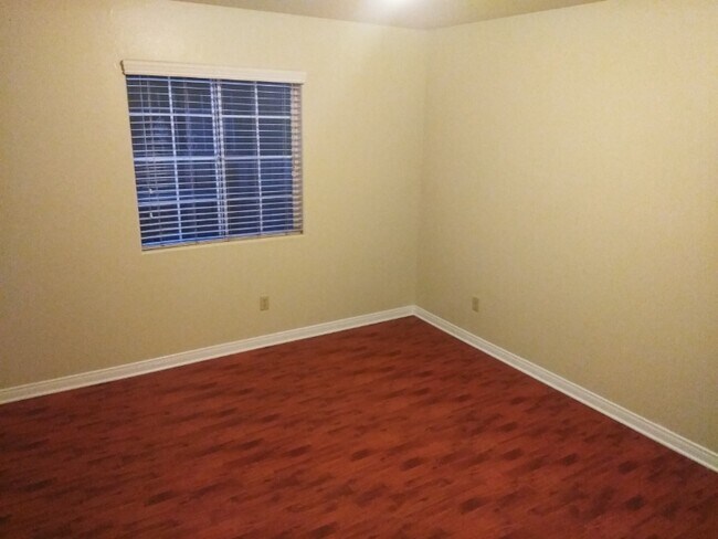 Building Photo - 9607 Croesus Ave
