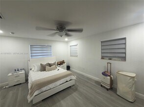 Building Photo - 17100 NW 77th Ct