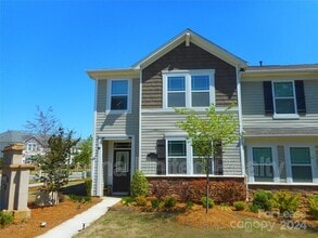 Building Photo - 1454 Galloway Rd