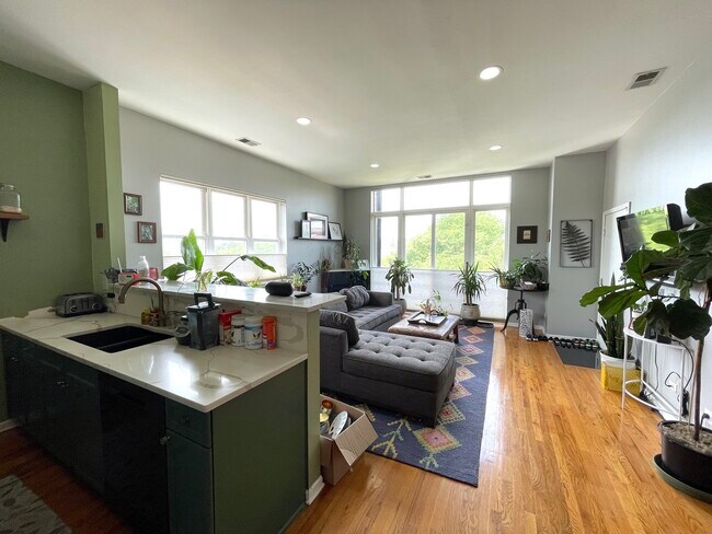 Foto del edificio - 6225 S Kenwood Ave
