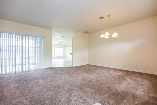 Foto del edificio - 831 SW 3rd Ave