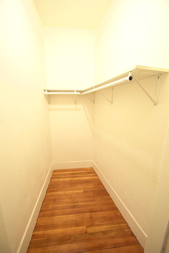 Building Photo - 9 Sewall Ave