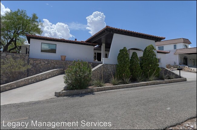 Building Photo - 4 br, 3 bath House - 15 Diamond Crest