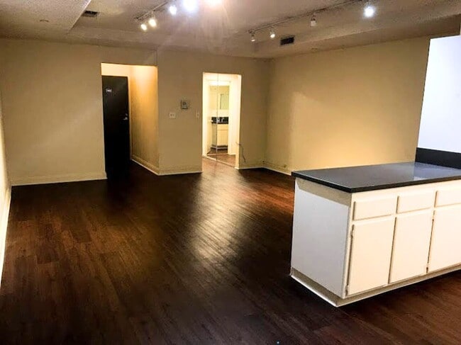 Foto del interior - 747 Gayley Ave