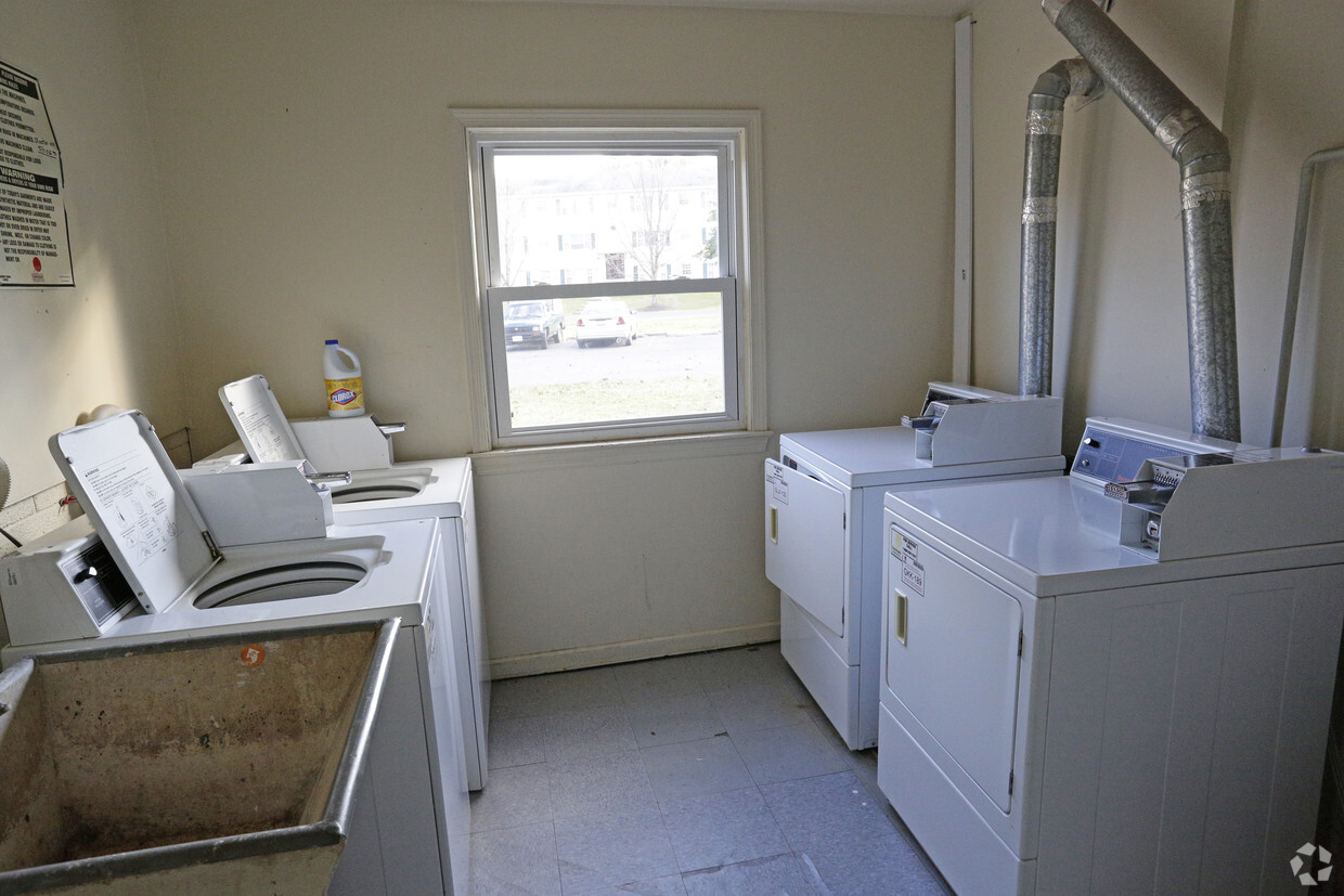 Washer/Dryer - Fauquier Apartments