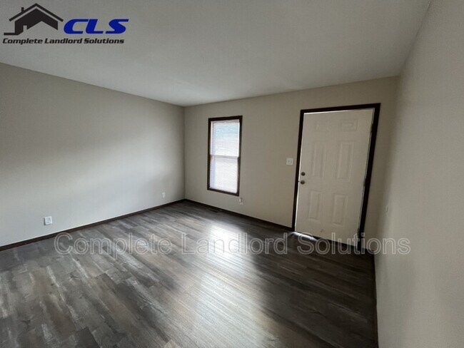 Building Photo - 4282 S Kian St