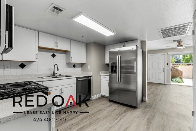 Building Photo - 32450 Candlewood Dr