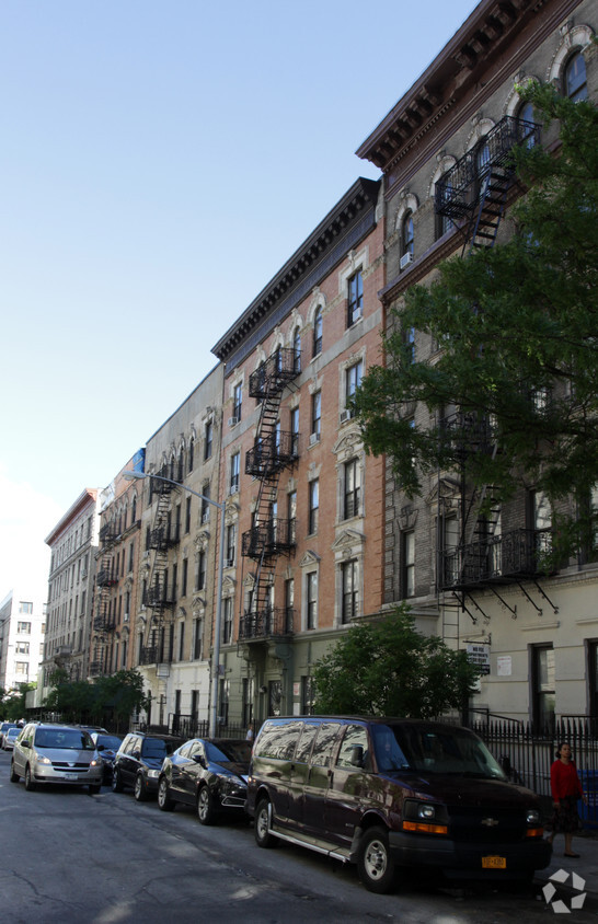 Foto principal - 553-555 W 144th St