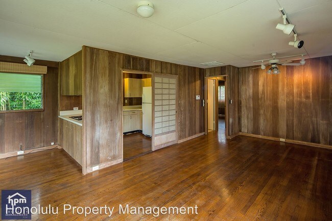 Building Photo - 3521 Nuuanu Pali Dr
