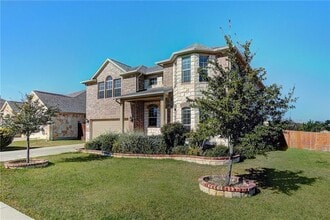 Building Photo - 2601 Mirasol Loop