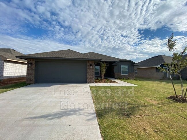 Building Photo - 8513 NW 77th Pl