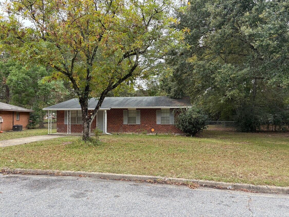 Primary Photo - 619 Placid Dr