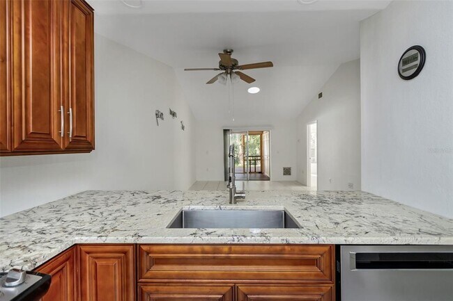 Building Photo - 389 Estero Ct