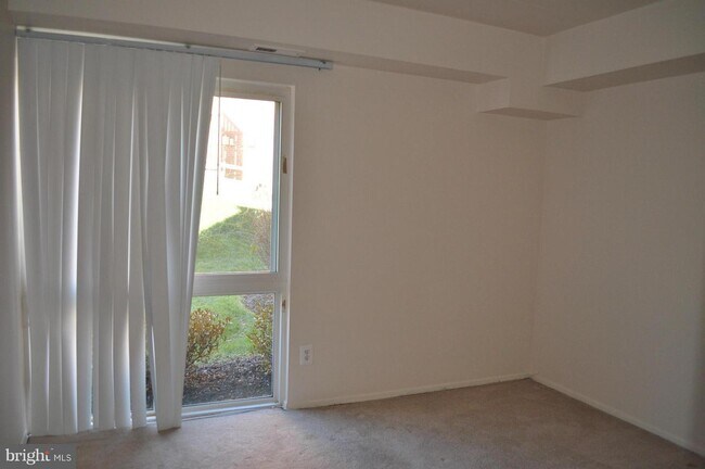 Building Photo - 10506 Faulkner Ridge Cir